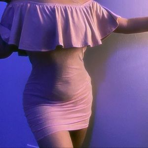 Off-Shoulders Velvet Dress